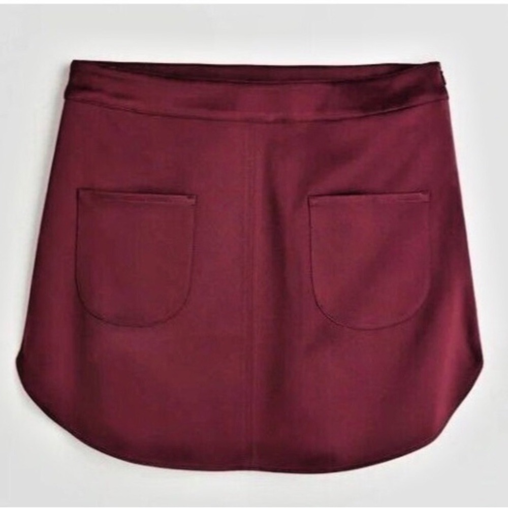 H&M Burgundy Satin Mini Skirt with Front Pockets Size 12 NWTs Hipster Chic City